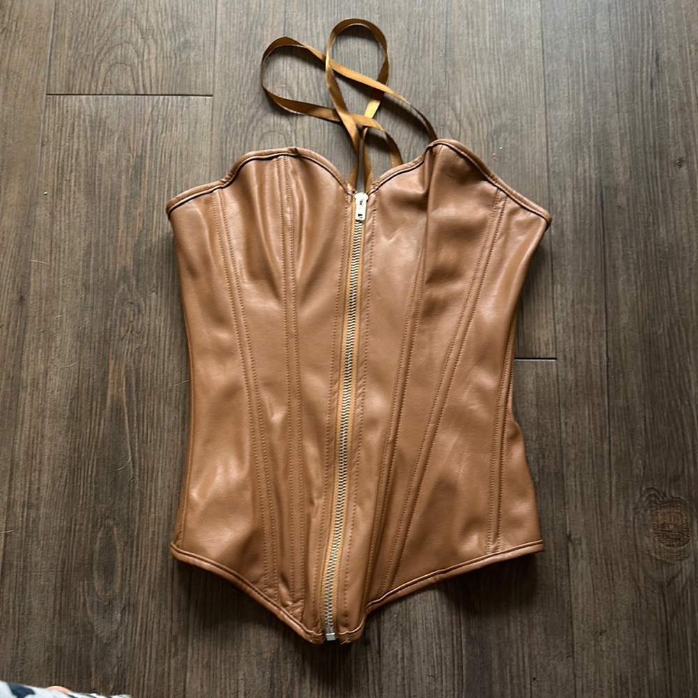 Brown corset